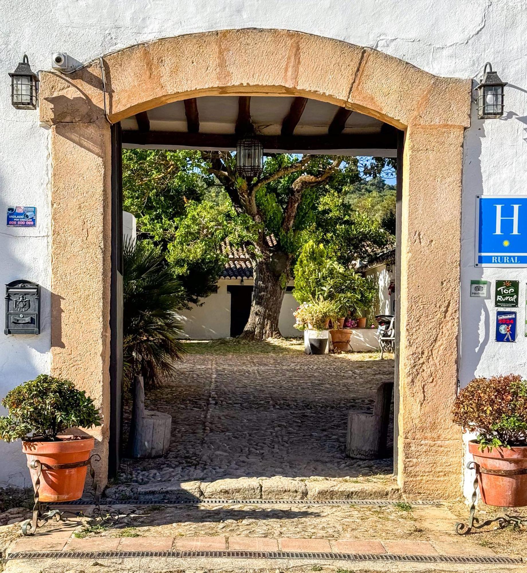 Hotel Cortijo Las Piletas Ронда Экстерьер фото